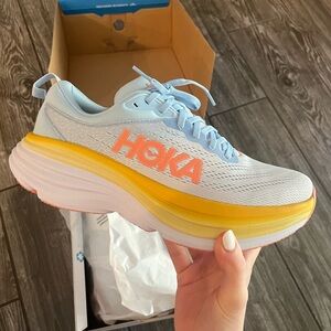 HOKA Bondi 8 Running Shoes | 8.5